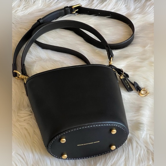 💰SOLD - CJ827 - Coach Dakota Bucket Bag 16 - Picture 5 of 14